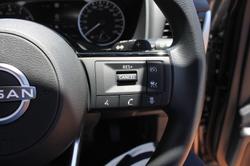 2025 Nissan X-TRAIL ST