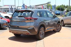 2025 Nissan X-TRAIL ST