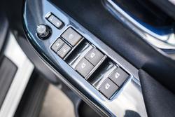 2024 Toyota HILUX SR5