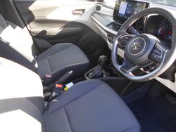 2025 SUZUKI SWIFT HYBRID PLUS