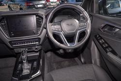 2024 Isuzu
D-MAX LS-U