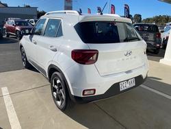 2025 HYUNDAI
VENUE