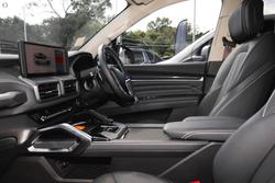 2025 LDV D90