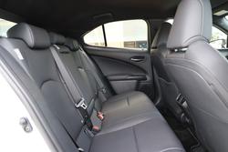 2022 Lexus
                UX250h UX250h Luxury 2.0L Hybrid Auto E-CVT SUV 4146590 003