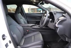 2022 Lexus
                UX250h UX250h Luxury 2.0L Hybrid Auto E-CVT SUV 4146590 003
