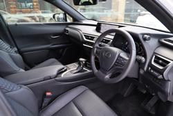 2022 Lexus
                UX250h UX250h Luxury 2.0L Hybrid Auto E-CVT SUV 4146590 003