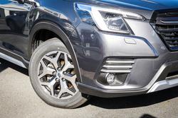 2023 Subaru
FORESTER