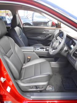 2025 Nissan
                X-TRAIL ST-L e-POWER