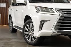 2015 Lexus LX 570
