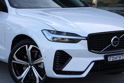 2023 Volvo XC60 Recharge Ultimate T8 Plug-In Hybrid