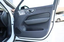 2023 Volvo XC60 Recharge Ultimate T8 Plug-In Hybrid