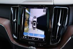 2023 Volvo XC60 Recharge Ultimate T8 Plug-In Hybrid