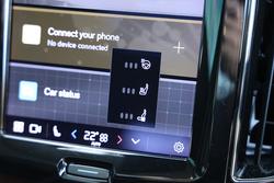 2023 Volvo XC60 Recharge Ultimate T8 Plug-In Hybrid