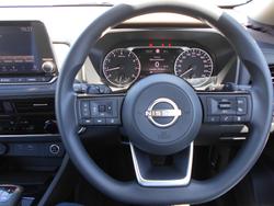 2025 Nissan X-TRAIL ST