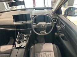 2025 NISSAN XTRAIL TI-L