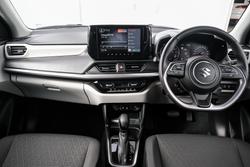 2025 Suzuki Swift Hybrid GLX