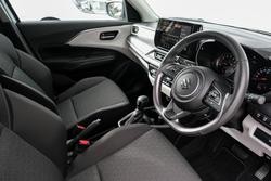 2025 Suzuki Swift Hybrid GLX