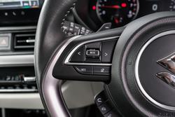 2025 Suzuki Swift Hybrid GLX