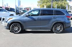 2017 Toyota
Kluger Grande