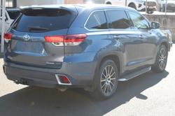 2017 Toyota
Kluger Grande