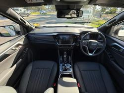 2026 Isuzu MU-X X-TERRAIN