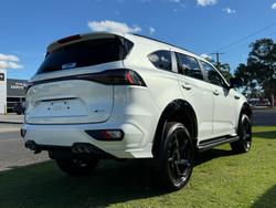 2026 Isuzu MU-X X-TERRAIN