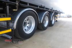 2020 Vawdrey 20 Pallet Curtainsider Road Train Lead