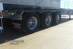 2003 Maxitrans 22 Pallet Flat Top