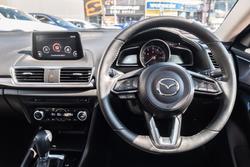 2017 Mazda 3 SP25 GT