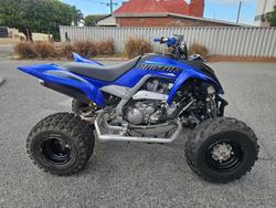 Yamaha YFM700R