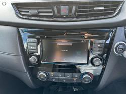 2022 Nissan X-TRAIL ST