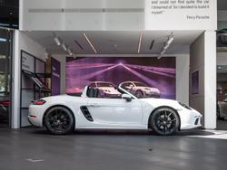 2022 Porsche 718 Boxster