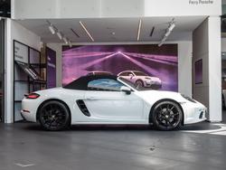 2022 Porsche 718 Boxster