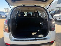 Holden CAPTIVA PEARL WHITE