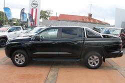 2026 Nissan Navara ST