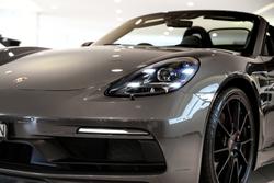 2023 Porsche
                718 Boxster S