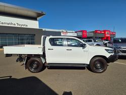 2022 Toyota Hilux SR White