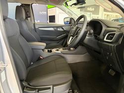 2025 ISUZU MU-X LS-M
