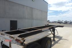 1987 Fruehauf 20FT Skel