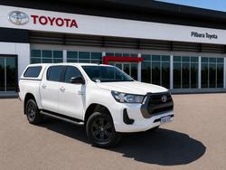 2023 Toyota Hilux SR