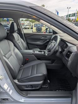 2024 NISSAN X-TRAIL ST-L