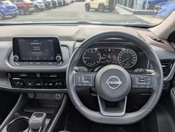 2024 NISSAN X-TRAIL ST-L