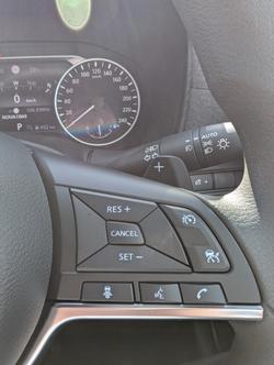 2025 NISSAN JUKE ST+