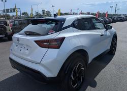 2025 NISSAN JUKE ST+