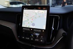 2025 Volvo XC60 Plus T8 Plug-In Hybrid Dark