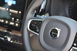 2025 Volvo XC60 Plus T8 Plug-In Hybrid Dark