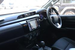 2019 Toyota Hilux SR