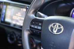 2019 Toyota Hilux SR