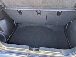 2025 Suzuki Swift Hybrid GLX