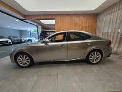 2013 Lexus IS300h Luxury 2.5L Hybrid Continuously variable Sedan